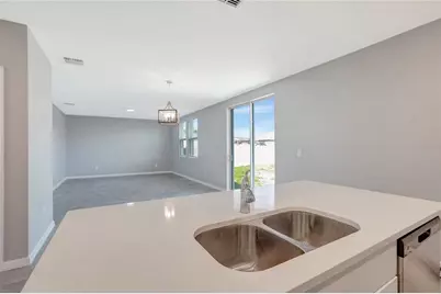 38689 Harlow Rose Drive, Zephyrhills, FL 33540 - Photo 17