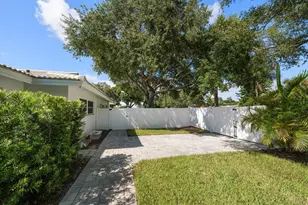 991 McLean St, Dunedin, FL 34698 - Photo 37