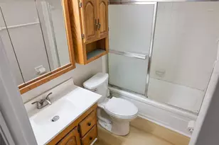1061 85th Terrace N, Saint Petersburg, FL 33702 - Photo 17