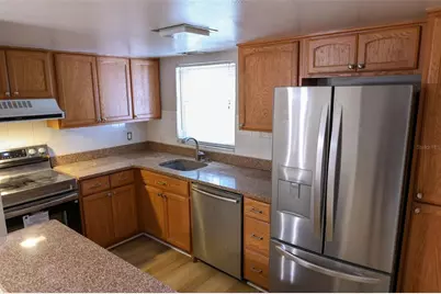 1061 85th Terrace N #C, Saint Petersburg, FL 33702 - Photo 3