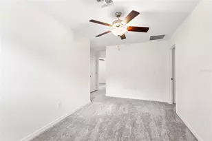 7310 Pearly Everlasting Ave, Tampa, FL 33619 - Photo 15