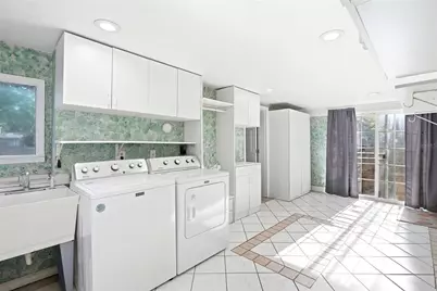 3620 Burlington Avenue N, Saint Petersburg, FL 33713 - Photo 15