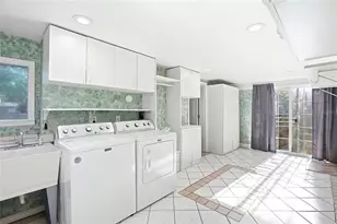 3620 Burlington Ave N, Saint Petersburg, FL 33713 - Photo 15