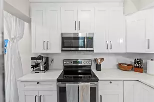 4811 Bayshore Blvd, Tampa, FL 33611 - Photo 5