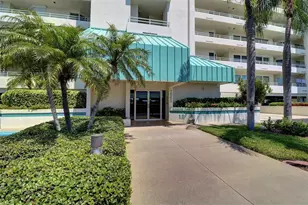 7963 Sailboat Key Blvd S, South Pasadena, FL 33707 - Photo 3