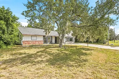 2112 Meadow Lark Road, Spring Hill, FL 34608 - Photo 3