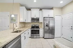 1985 Lake Waters Pl, Lutz, FL 33558 - Photo 7