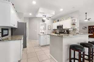 738 Winterbrooke Way, Sun City Center, FL 33573 - Photo 17
