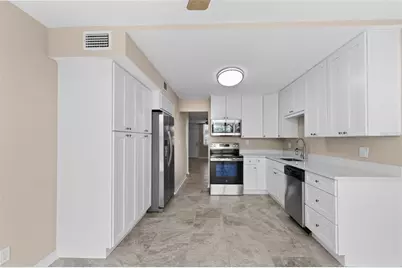 4895 Bay Street NE #102, Saint Petersburg, FL 33703 - Photo 25