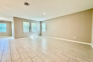 34329 Evergreen Hill Ct, Wesley Chapel, FL 33545 - Photo 5