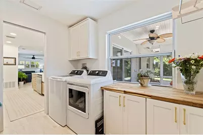 5711 Venetian Boulevard NE, Saint Petersburg, FL 33703 - Photo 13