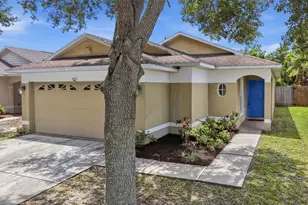925 Windton Oak Dr, Ruskin, FL 33570 - Photo 5