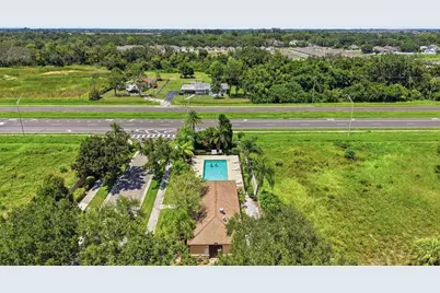 925 Windton Oak Drive, Ruskin, FL 33570 - Photo 57