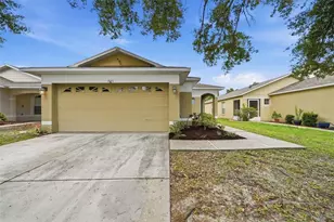 925 Windton Oak Dr, Ruskin, FL 33570 - Photo 3
