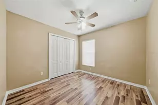 925 Windton Oak Dr, Ruskin, FL 33570 - Photo 31