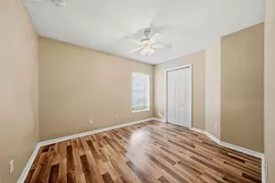 925 Windton Oak Dr, Ruskin, FL 33570 - Photo 35