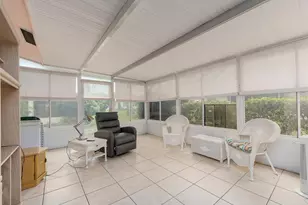 14104 89th Ave, Seminole, FL 33776 - Photo 17