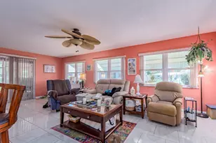 14104 89th Ave, Seminole, FL 33776 - Photo 13