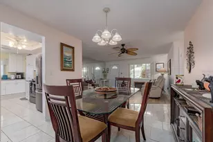 14104 89th Ave, Seminole, FL 33776 - Photo 7