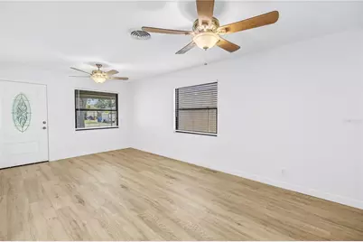 231 93rd Avenue N, Saint Petersburg, FL 33702 - Photo 9