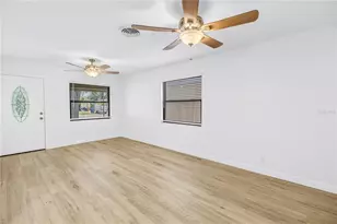 231 93rd Ave N, Saint Petersburg, FL 33702 - Photo 9