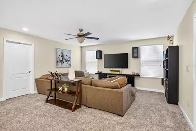 10704 Pegasus Valley Court, Tampa, FL 33647 - Photo 23