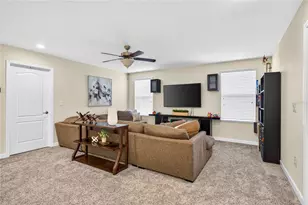 10704 Pegasus Valley Ct, Tampa, FL 33647 - Photo 23