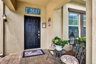 10704 Pegasus Valley Ct, Tampa, FL 33647 - Photo 7