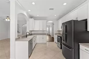 7860 Atwood Dr, Wesley Chapel, FL 33545 - Photo 9