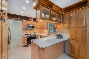 4611 Landscape Dr, Tampa, FL 33624 - Photo 21