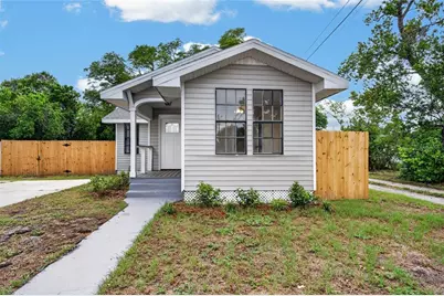 1327 35th Street S, Saint Petersburg, FL 33711 - Photo 1