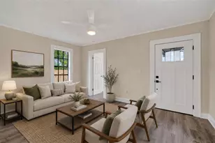 1327 35th St S, Saint Petersburg, FL 33711 - Photo 15