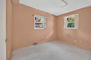 568 Manor Dr, Dunedin, FL 34698 - Photo 27