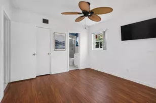 568 Manor Dr, Dunedin, FL 34698 - Photo 11