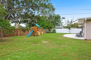 613 Imperial Dr, Largo, FL 33771 - Photo 31
