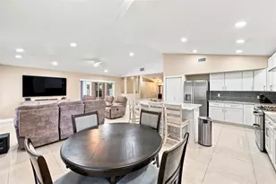 16502 Cayman Dr, Tampa, FL 33624 - Photo 5