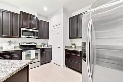 16065 Bella Woods Drive, Tampa, FL 33647 - Photo 7
