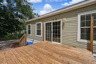 6415 Mangrove Dr, Wesley Chapel, FL 33544 - Photo 17