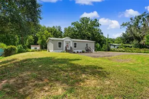 6415 Mangrove Dr, Wesley Chapel, FL 33544 - Photo 23