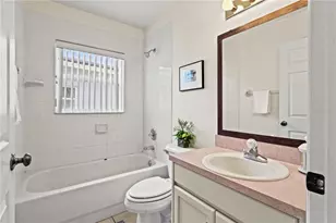 34703 Birchmont Ln, Zephyrhills, FL 33541 - Photo 15
