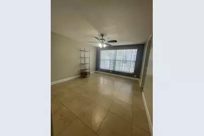 8524 Catalina Drive, Tampa, FL 33615 - Photo 17