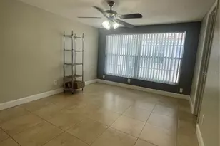 8524 Catalina Dr, Tampa, FL 33615 - Photo 17