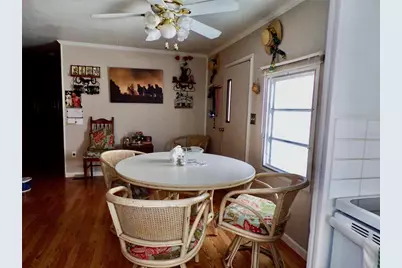 37021 Sandra Avenue, Zephyrhills, FL 33542 - Photo 17