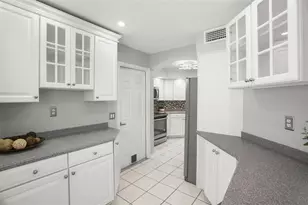 1937 Northfork Cir, Clearwater, FL 33760 - Photo 33