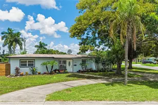 7300 10th St N, Saint Petersburg, FL 33702 - Photo 1