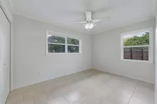 7300 10th St N, Saint Petersburg, FL 33702 - Photo 13