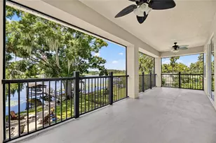 303 W Chapman Rd, Lutz, FL 33548 - Photo 27