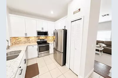 7605 N Dixon Avenue, Tampa, FL 33604 - Photo 9
