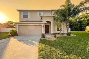 18607 Briar Oaks Dr, Hudson, FL 34667 - Photo 1