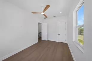 617 Folsom St S, Saint Petersburg, FL 33707 - Photo 57